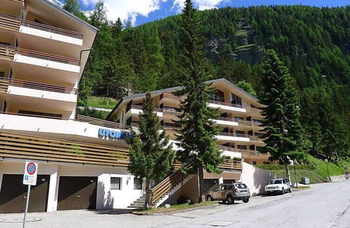 Leukerbad Apartment | Ringstrasse Apt 512 by Interhome