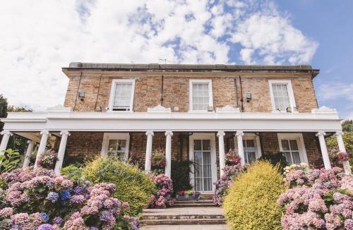 Brimington Hotel | Ringwood Hall Hotel & Spa