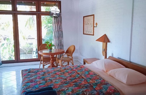 Lovina Bed & Breakfast | Rini Hotel