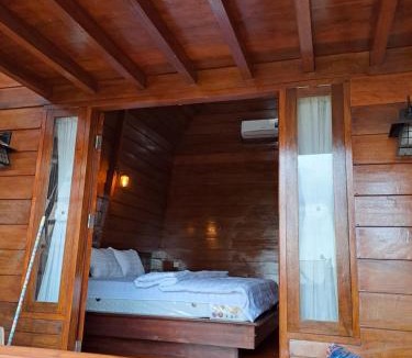 Kecamatan Pringgasela Bed & Breakfast | Rinjani Koceng Bungalow