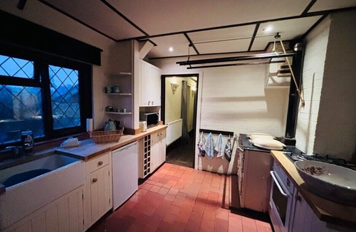 Waterlooville Cottage | Rinsey Cottage a thatched cottage