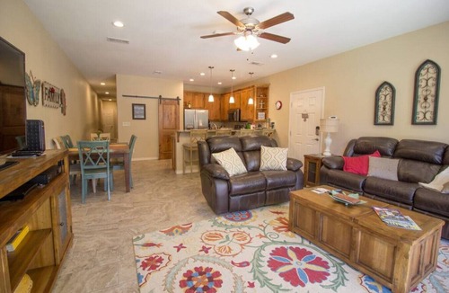 New Braunfels Condo | Rio Heaven 107 · Condo on the Guadalupe River - Winter Texans Welcome