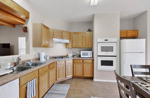 Rio Rancho House | Rio Rancho Stay SW-Style Sandia Mountain Views
