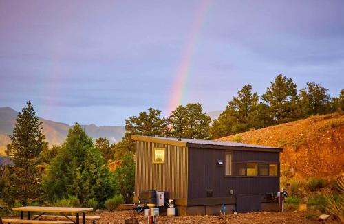 Arroyo Hondo House | Rio TinyHome w View, Hot Tub 2 miles to Hot Spring