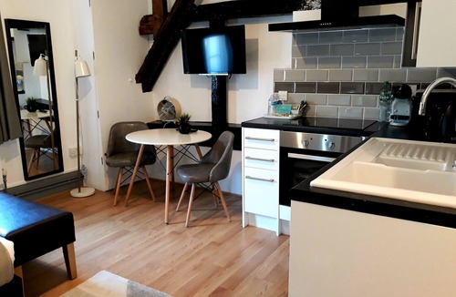 Chalfont St Peter Hotel | Rioshouse George-Inn