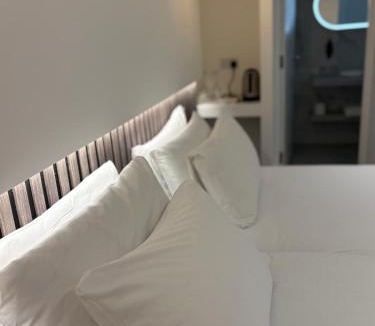 Henley-on-Thames Hotel | RIOSHOUSE Henley