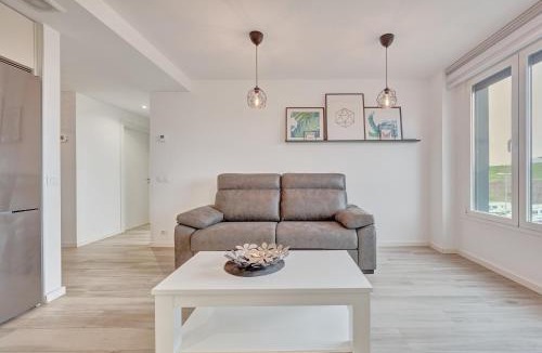 Burlada Apartment | Ripa by Clabao