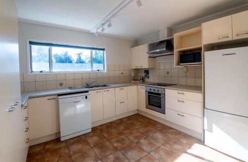 Kawaha Point Hotel | Ripple Rotorua