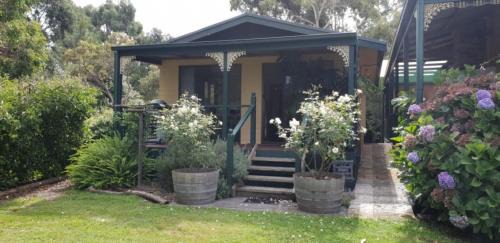 Foster House | Ripplebrook Country Cottage