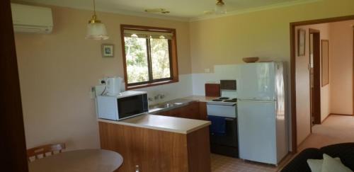 Foster House | Ripplebrook Country Cottage