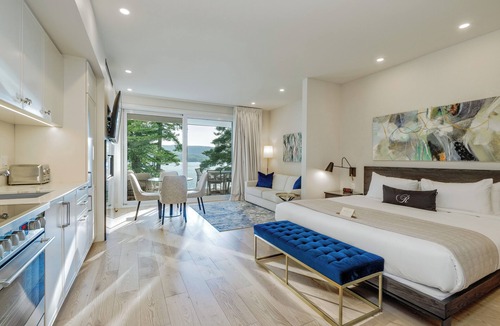 Ayers Cliff Hotel | Ripplecove Hotel & Spa