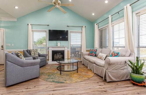 Silver Cay House | Ripplin Sands
