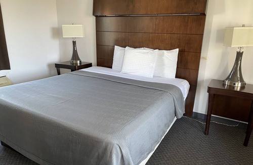 Bowie Hotel | Rips Country Inn