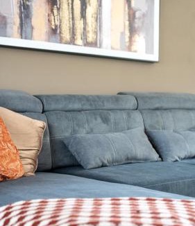 Livingston House | Rise House