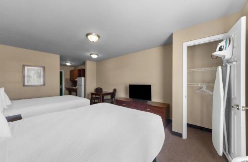Pleasanton Hotel | Risewell Kitchen Suites Pleasanton