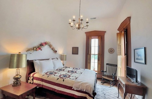 Cartersburg Bed & Breakfast | Rising Hall B&B
