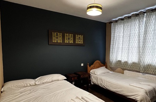 Harrow Hotel | Rising Sun Hotel