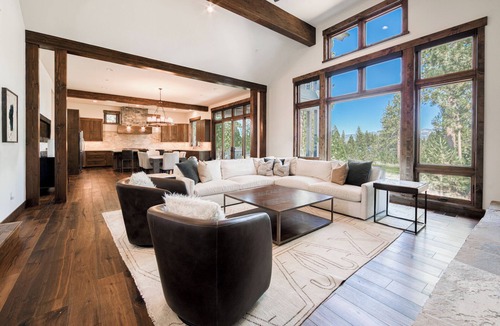 Ponderosa Palisades House | Rising Sun Retreat at Schaffer's Mill by Tahoe Getaways – 5BR Pet-Friendly Luxury w/A/C & Golf