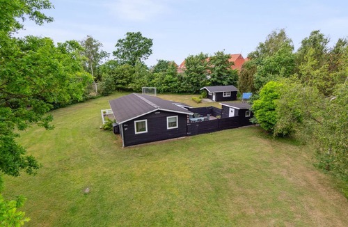 Vibæk Strand House | "Ristana" - 200m from the sea by Interhome