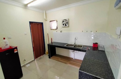 Puchong Apartment | RistaVilla Homestay