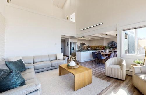 Castroville House | Rita's-by-the-Sea