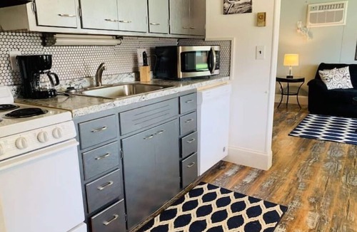 Appleton Apartment | Ritchie Village, the Bicycle Bungalow