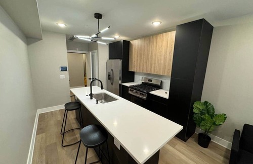Graduate Hospital Apartment | Rittenhouse, 2bedroom, private deck&rooftop