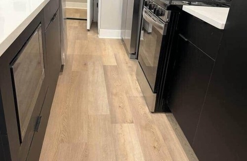 Graduate Hospital Apartment | Rittenhouse, 4 level, 2 bedroom,& rooftop.