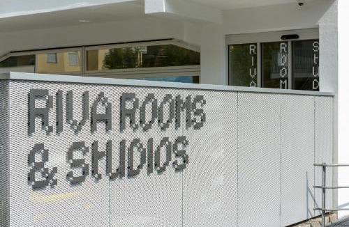 Minusio Hotel | Riva Rooms & Studios - Check-In 24hr