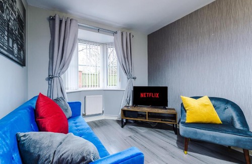 Ellesmere Port House | Rivacre End