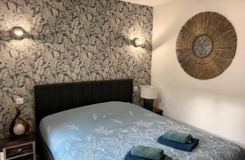 Pont-de-Metz Apartment | *Rivage* Spacieux T2 RDC sur cour:Jardin-Fibre-Netflix-Terrasse