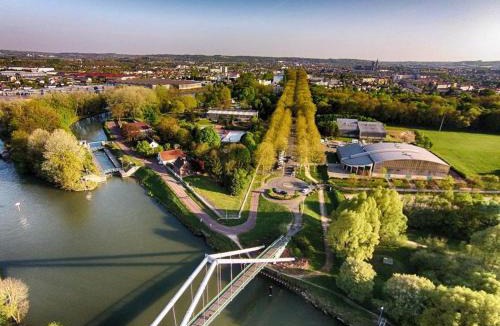 Cuffies Apartment | Rive gauche