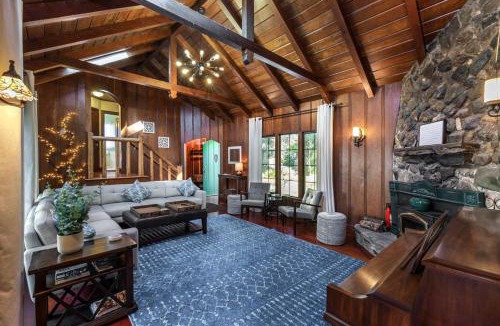 Northwood Villa | Rivendell