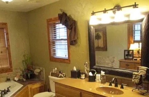 Berryville House | River Access Country Home with Great Views and Sunsets