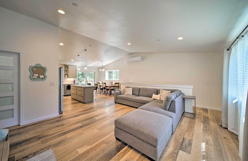 Junction City House | River Acres Retreat w/Grill & River Access!