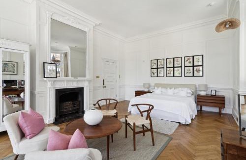 Bray on Thames Bed & Breakfast | River Arts Club