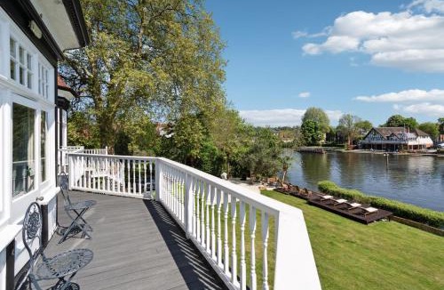 Bray on Thames Bed & Breakfast | River Arts Club