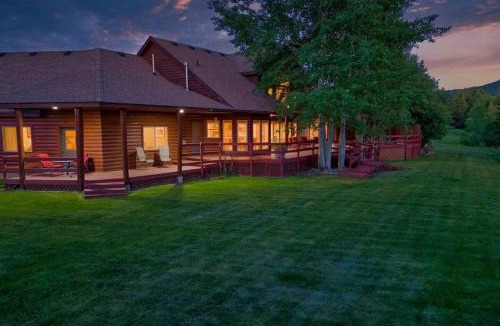 Irwin House | River Bend Retreat