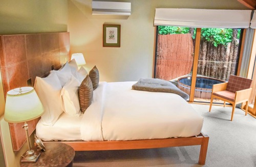 Turangi Cabin | River Birches