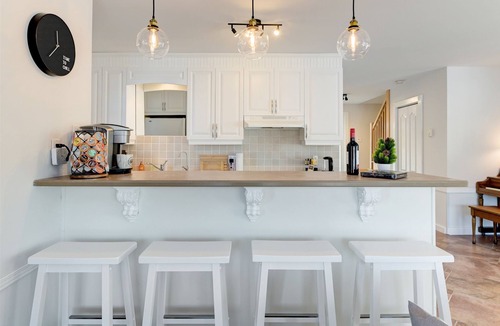 Saint-Andre-d'Argenteuil House | Riverwood Cottage - Your Cozy Riverside Escape w/SPA, Pool Table & Dock Access