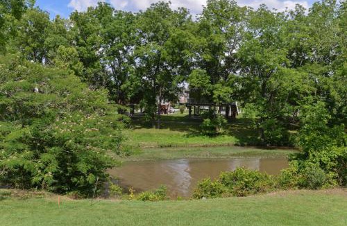 Pigeon Forge Ski Chalet | River Cabin