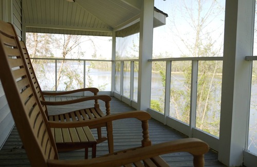 New Kent House | River Cottage at Cumberland