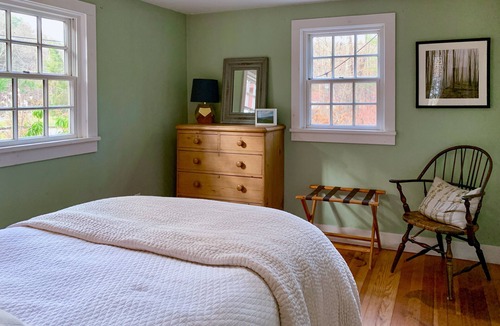 Claryville House | River Cottage: Delightful stylish getaway