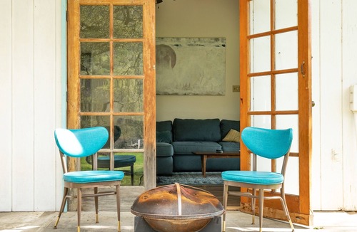 Kaweah Cottage | River cottage & ranch
