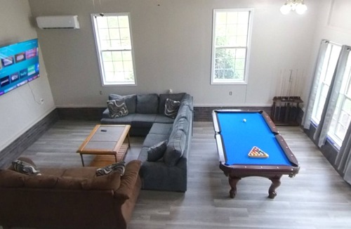 Saluda House | River Dream Lake Murray Getaway