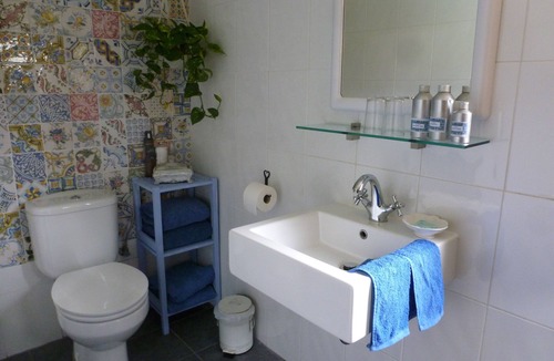 Tivenys Bed & Breakfast | River Ebro Holidays Casa Siempre B&B with Private Swimming Pool Near Tortosa.