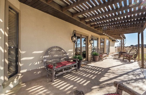 Amarillo House | River Falls Venue & Lodges Three Bedroom Lodge