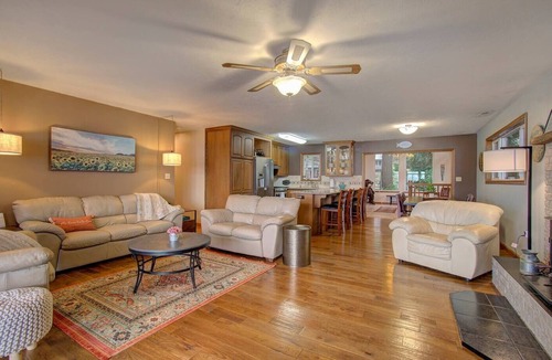 Cathlamet House | River Front at River Run on Columbia River