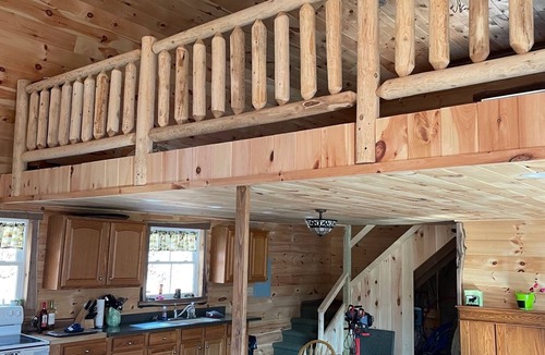 Farrandsville Cottage | River front Cottage