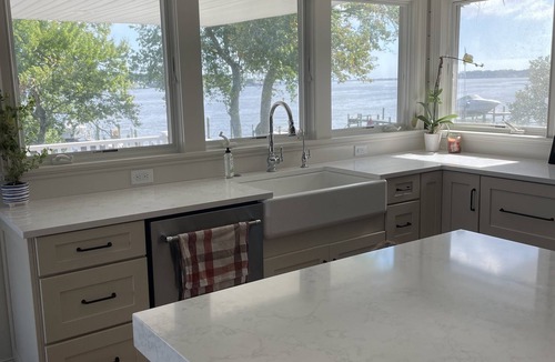 Osbornsville House | River Front home with Dock